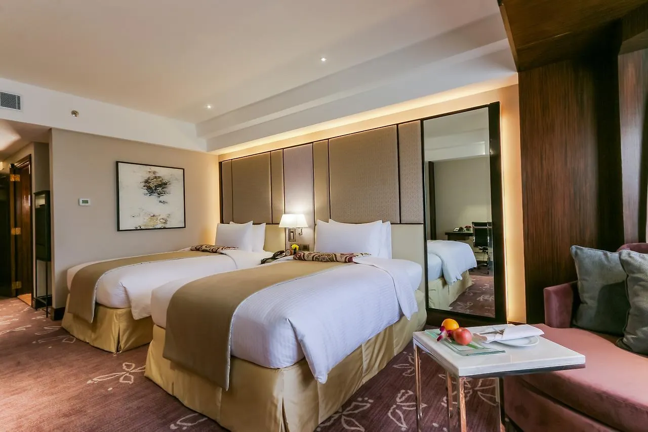 Diamond Hotel Philippines Манила