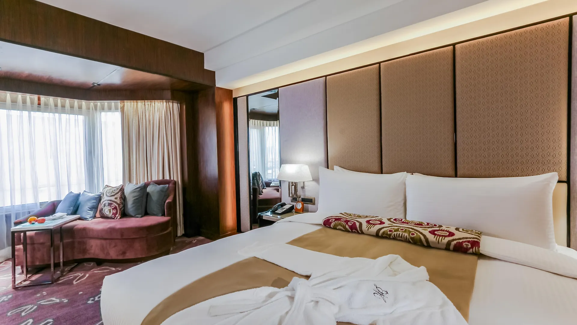 Diamond Hotel Philippines Manila 5*,