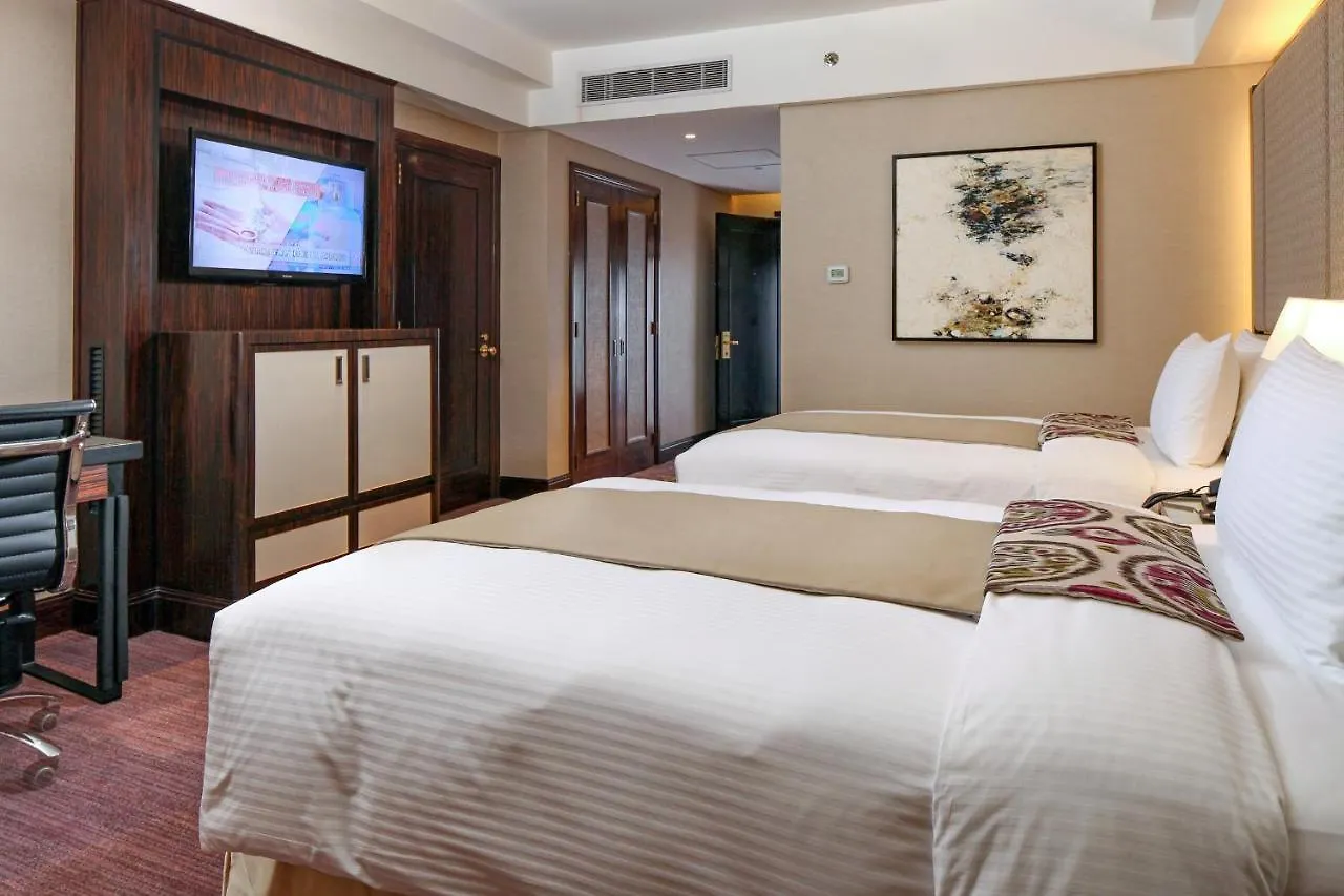 Diamond Hotel Philippines Manila 5*,  Filipinas